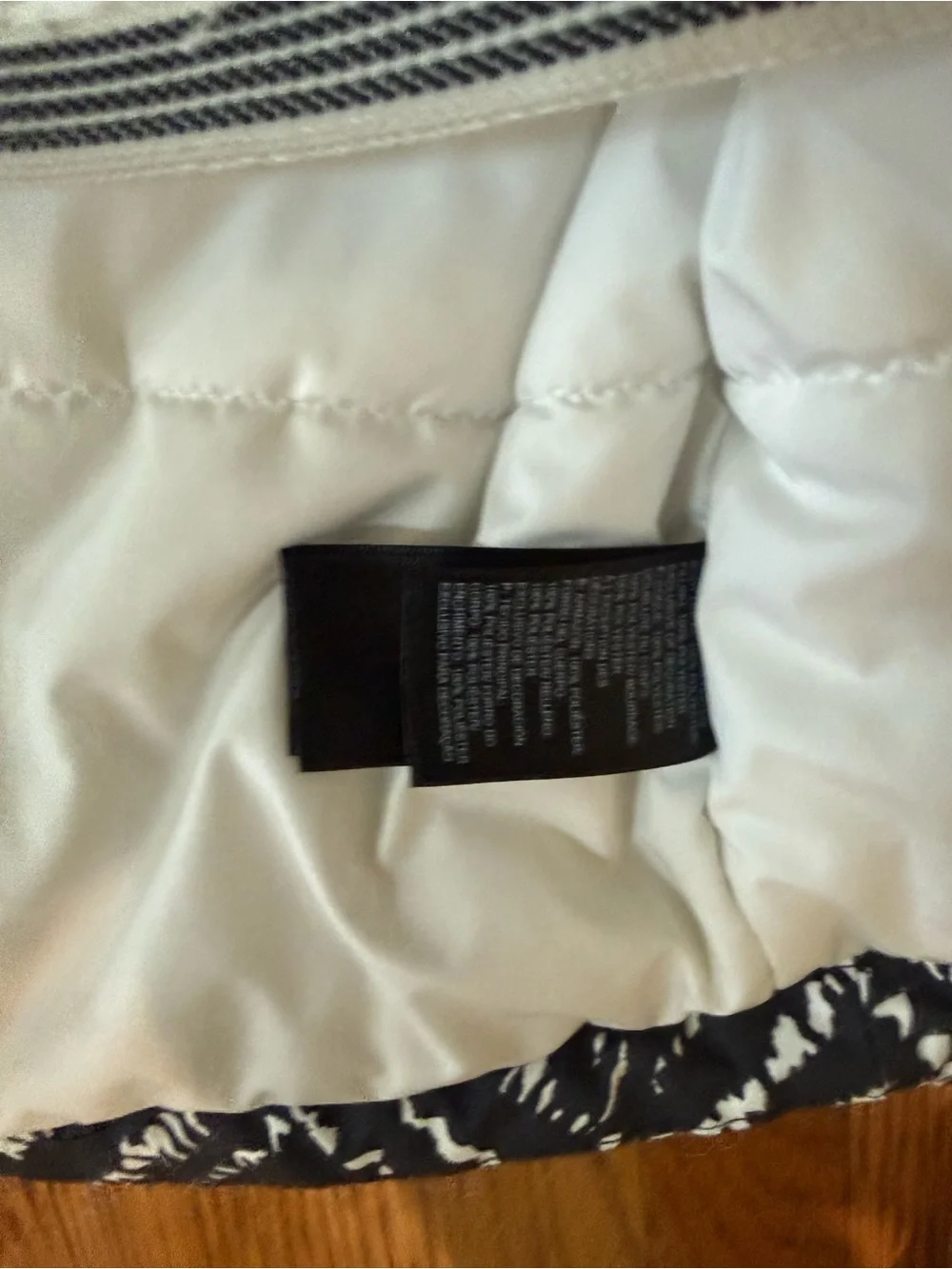The North Face Kids White & Black Patterned Hooded Jacket
